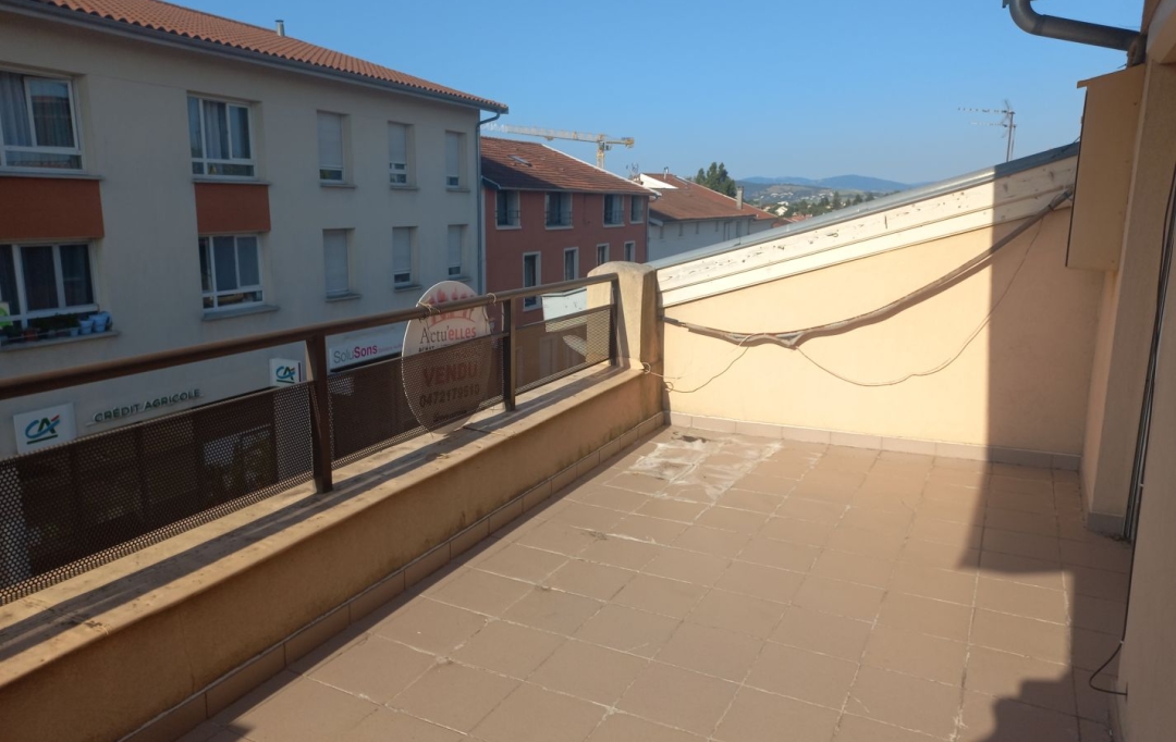 Annonces TLYON : Immeuble | LA TOUR-DE-SALVAGNY (69890) | 162 m2 | 550 000 € 